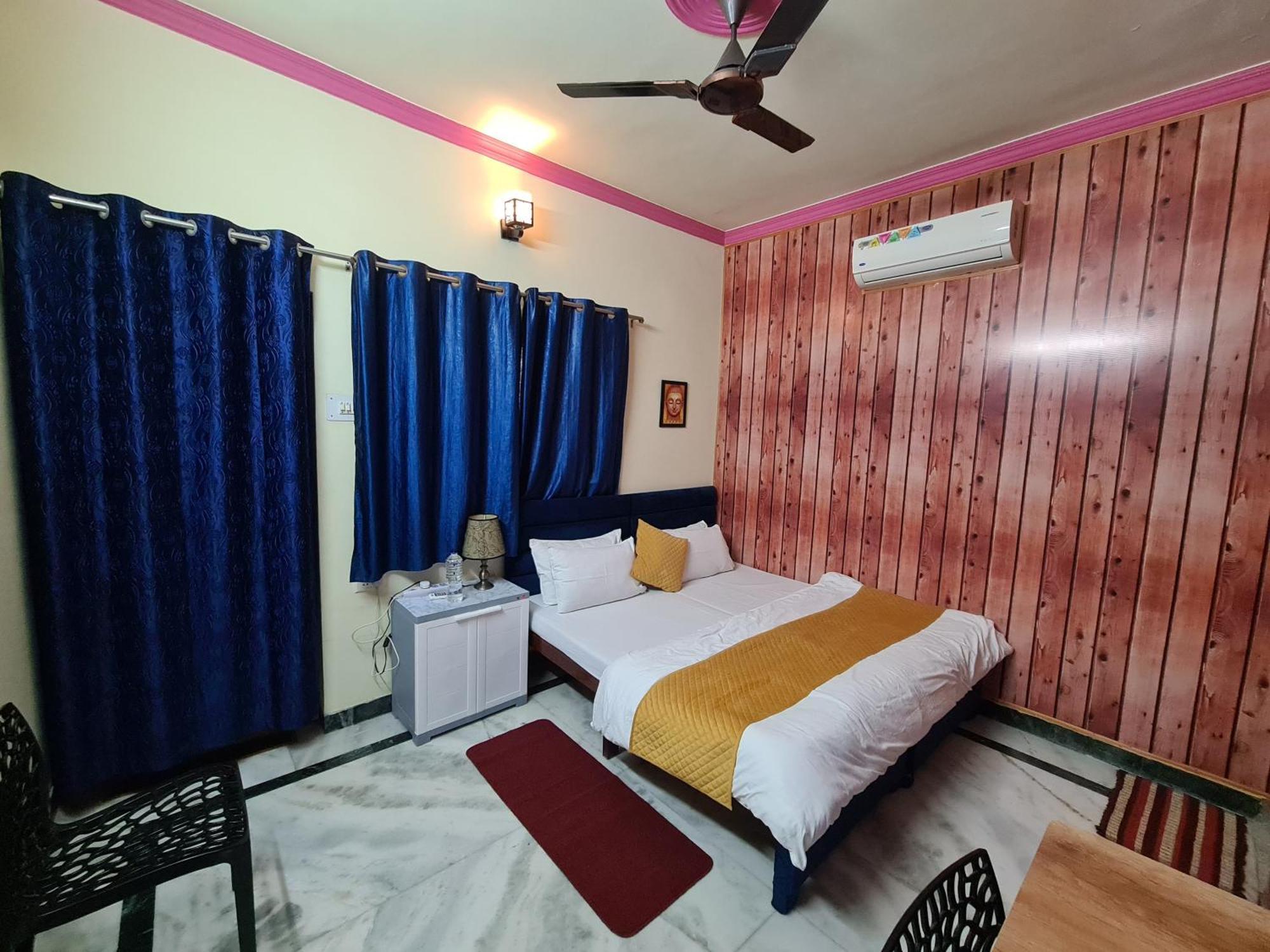 Anukampa Paying Guest House Agra  Exterior photo